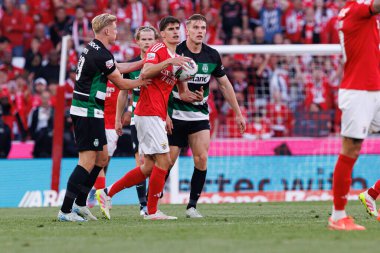 Conrad Harder, Antonio Silva ve Viktor Gyokeres, Liga Portekiz maçı sırasında SL Benfica ve Sporting CP (Maciej Rogowski)