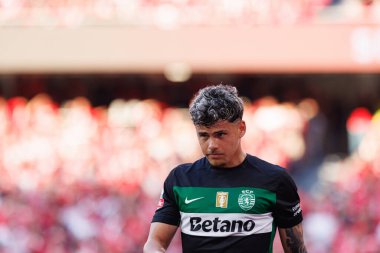 Maximiliano Araujo, Liga Portekiz maçı sırasında SL Benfica ve Sporting CP (Maciej Rogowski) takımları arasında görüldü.)