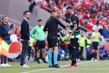 Hidemasa Morita ve Zeno Debast, Liga Portekiz maçı sırasında SL Benfica ve Sporting CP (Maciej Rogowski)