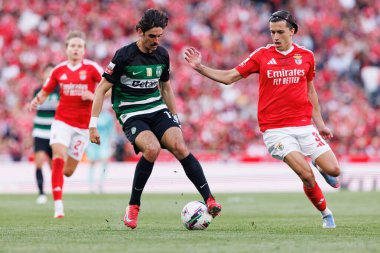 Francisco Trincao ve Alvaro Carreras, Liga Portekiz maçı sırasında SL Benfica ve Sporting CP (Maciej Rogowski)
