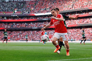SL Benfica ve Sporting CP (Maciej Rogowski) takımları arasında Liga Portekiz maçında Kerem Akturkoglu ve Eduardo Quaresma görüldü)