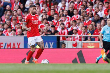 Nicolas Otamendi Liga Portekiz maçı sırasında SL Benfica ve Sporting CP (Maciej Rogowski) takımları arasında görüldü.)