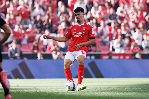 Tomas Araujo, Liga Portekiz maçı sırasında SL Benfica ve Sporting CP (Maciej Rogowski)