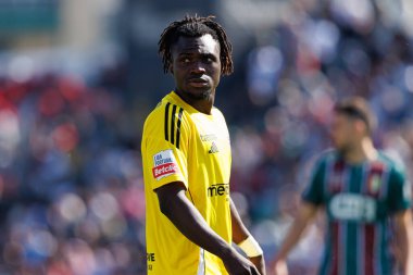 Babatunde Akinsola, Liga Portekiz maçı sırasında Estrela Amadora ve AVS Futebol SAD takımları arasında Estadio Jose Gomes 'de (Maciej Rogowski)