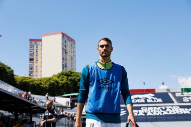 Ferro, Liga Portekiz maçı sırasında Estrela Amadora ve AVS Futebol SAD takımları arasında Estadio Jose Gomes 'de (Maciej Rogowski)