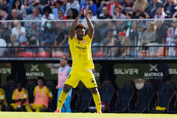 Ze Luis, Liga Portekiz maçında gol attıktan sonra Estrela Amadora ve AVS Futebol SAD takımları arasında Estadio Jose Gomes 'de (Maciej Rogowski)