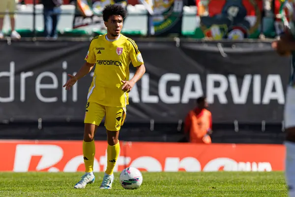 Gustavo Assuncao, Liga Portekiz maçı sırasında Estrela Amadora ve AVS Futebol SAD takımları arasında Estadio Jose Gomes 'de (Maciej Rogowski)