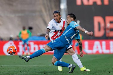 Alfonso Espino ve Antony Santos, LaLiga EA SPORTS maçı sırasında Estadio de Vallecas 'ta Rayo Vallecano ve Real Betis Balompie takımları arasında görüldü (Maciej Rogowski