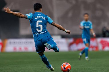 Marc Bartra, Estadio de Vallecas 'ta Rayo Vallecano ve Real Betis Balompie takımları arasında oynanan LaLiga EA SPORTS maçı sırasında görüldü (Maciej Rogowski