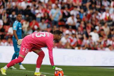 Adrian LaLiga EA SPORTS maçı sırasında Estadio de Vallecas 'ta Rayo Vallecano ve Real Betis Balompie takımları arasında görüldü (Maciej Rogowski