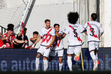 Florian Lejeune ve Pedro Diaz, Estadio de Vallecas 'taki Rayo Vallecano ve Real Betis Balompie (Maciej Rogowski