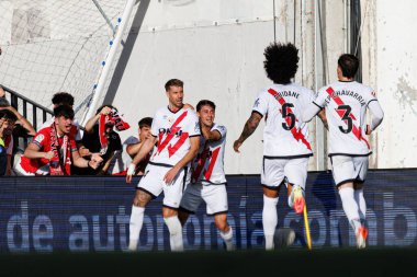 Florian Lejeune ve Pedro Diaz, Estadio de Vallecas 'taki Rayo Vallecano ve Real Betis Balompie (Maciej Rogowski