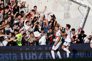 Florian Lejeune ve Pedro Diaz, Estadio de Vallecas 'taki Rayo Vallecano ve Real Betis Balompie (Maciej Rogowski