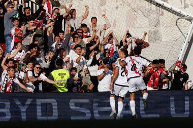 Florian Lejeune ve Pedro Diaz, Estadio de Vallecas 'taki Rayo Vallecano ve Real Betis Balompie (Maciej Rogowski