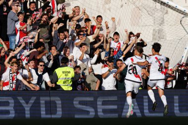 Florian Lejeune ve Pedro Diaz, Estadio de Vallecas 'taki Rayo Vallecano ve Real Betis Balompie (Maciej Rogowski