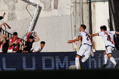 Florian Lejeune ve Pedro Diaz, Estadio de Vallecas 'taki Rayo Vallecano ve Real Betis Balompie (Maciej Rogowski