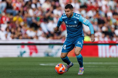 Aitor Ruibal, Estadio de Vallecas 'ta Rayo Vallecano ve Real Betis Balompie (Maciej Rogowski) takımları arasında LaLiga EA SPORTS maçı sırasında görüldü.