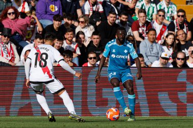 Youssouf Sabaly, Estadio de Vallecas 'ta Rayo Vallecano ve Real Betis Balompie (Maciej Rogowski) takımları arasında LaLiga EA SPORTS maçında görüldü.