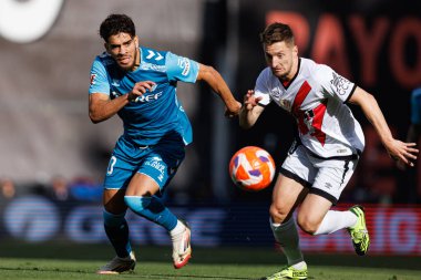 Abdessamad Ezzalzouli ve Ivan Balliu, Estadio de Vallecas 'taki Rayo Vallecano ve Real Betis Balompie (Maciej Rogowski) takımları arasında oynanan LaLiga EA Spor karşılaşmasında görüldü.