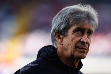 Manuel Pellegrini, Estadio de Vallecas 'ta Rayo Vallecano ve Real Betis Balompie takımları arasında oynanan LaLiga EA SPORTS maçı sırasında görüldü (Maciej Rogowski