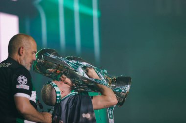 Nuno Santos, Marques de Pombal 'da (Maciej Rogowski) ünvan kazandıktan sonra Sporting CP kutlamaları sırasında görüldü.)