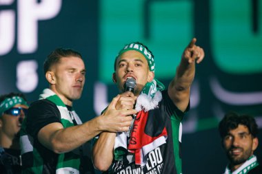 Pedro Goncalf, Marques de Pombal 'da (Maciej Rogowski) kazandığı unvanın ardından Sportif CP kutlamaları sırasında görüldü.)