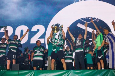 Viktor Gyokeres, Marques de Pombal 'da (Maciej Rogowski) unvanı kazandıktan sonra Sporting CP kutlamaları sırasında görüldü)