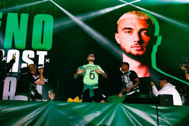 Zeno Tartışma, Marques de Pombal 'da (Maciej Rogowski)