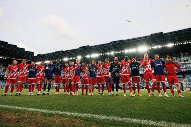 Rayo oyuncuları LaLiga EA SPORTS maçında RC Celta de Vigo ve Rayo Vallecano (Maciej Rogowski)