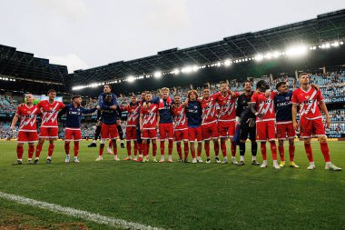 Rayo oyuncuları LaLiga EA SPORTS maçında RC Celta de Vigo ve Rayo Vallecano (Maciej Rogowski)