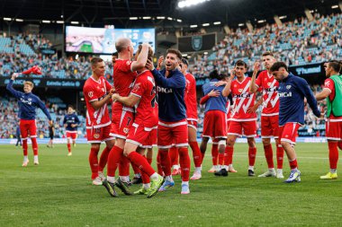 RC Celta de Vigo ve Rayo Vallecano (Maciej Rogowski) takımları arasında oynanan LaLiga EA SPORTS maçı sırasında Rayo oyuncuları)