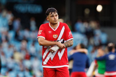 Andrei Ratiu, RC Celta de Vigo ve Rayo Vallecano (Maciej Rogowski) takımları arasında LaLiga EA SPORTS maçı sırasında görüldü.)