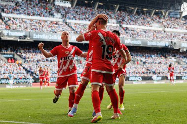 Rayo oyuncuları, LaLiga EA SPORTS maçında RC Celta de Vigo ve Rayo Vallecano (Maciej Rogowski)