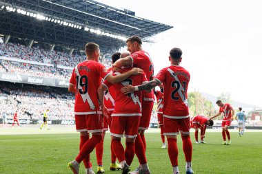 RC Celta de Vigo ve Rayo Vallecano (Maciej Rogowski) takımları arasında oynanan LaLiga EA Spor karşılaşmasında Rayo 'nun oyuncuları Isi Palazon' dan gol üstüne gol atarken görüldü.)