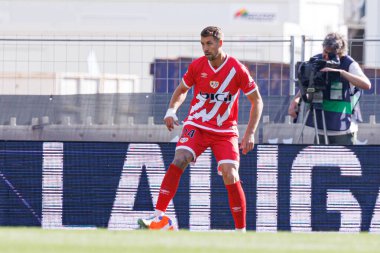 Florian Lejeune, RC Celta de Vigo ve Rayo Vallecano (Maciej Rogowski) takımları arasında LaLiga EA SPORTS maçı sırasında görüldü.)