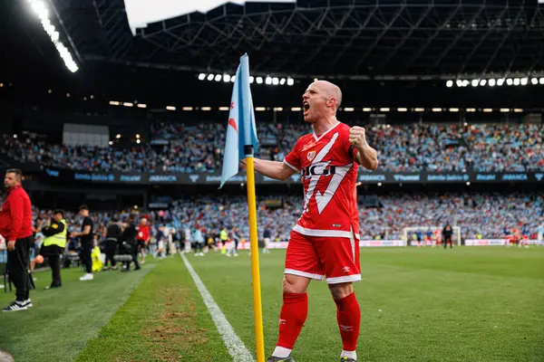 LaLiga EA SPORTS maçı sırasında RC Celta de Vigo ve Rayo Vallecano (Maciej Rogowski) takımları arasında görülen Isi Palazon)