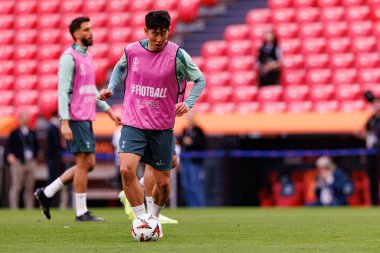 Heung-min Son, UEFA Avrupa Ligi Finali öncesinde Tottenham Hotspur FC 'nin resmi eğitim oturumunda görüldü (Maciej Rogowski)