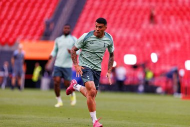  Pedro Porro, UEFA Avrupa Ligi Finali öncesinde Tottenham Hotspur FC 'nin resmi eğitim oturumunda görüldü (Maciej Rogowski)