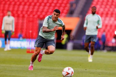  Pedro Porro, UEFA Avrupa Ligi Finali öncesinde Tottenham Hotspur FC 'nin resmi eğitim oturumunda görüldü (Maciej Rogowski)