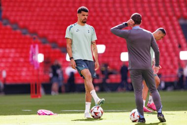 Dominic Solanke, UEFA Avrupa Ligi Finali öncesinde Tottenham Hotspur FC 'nin resmi eğitim oturumunda görüldü (Maciej Rogowski)