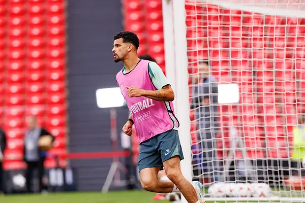 Dominic Solanke, UEFA Avrupa Ligi Finali öncesinde Tottenham Hotspur FC 'nin resmi eğitim oturumunda görüldü (Maciej Rogowski)