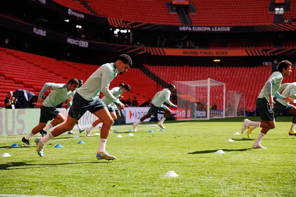 Dominic Solanke, UEFA Avrupa Ligi Finali öncesinde Tottenham Hotspur FC 'nin resmi eğitim oturumunda görüldü (Maciej Rogowski)