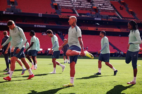 Richarlison, UEFA Avrupa Ligi Finali öncesinde Tottenham Hotspur FC 'nin resmi eğitim oturumunda görüldü (Maciej Rogowski)