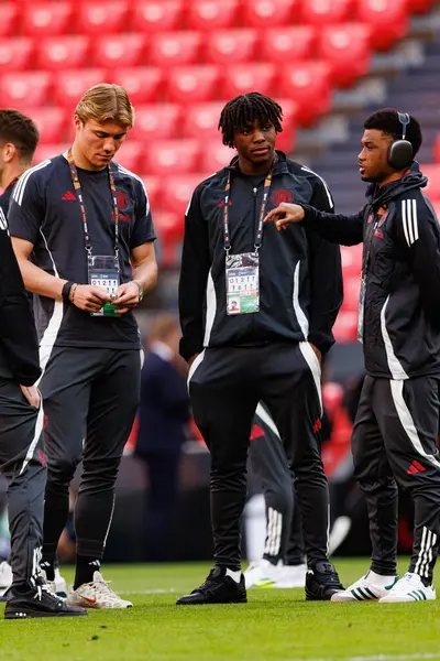 Rasmus Hojlund, Patrick Dorgu ve Amad Diallo Manchester United FC sırasında UEFA Avrupa Ligi Finali 'nden (Maciej Rogowski)