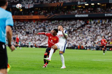 Amad Diallo ve Cristian Romero, UEFA Avrupa Ligi 2025 final maçında Tottenham Hotspur FC ve Manchester United FC (Maciej Rogowski)