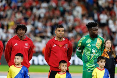 Patrick Dorgu, Casemiro ve Andre Onana UEFA Avrupa Ligi 2025 final maçında Tottenham Hotspur FC ve Manchester United FC (Maciej Rogowski)