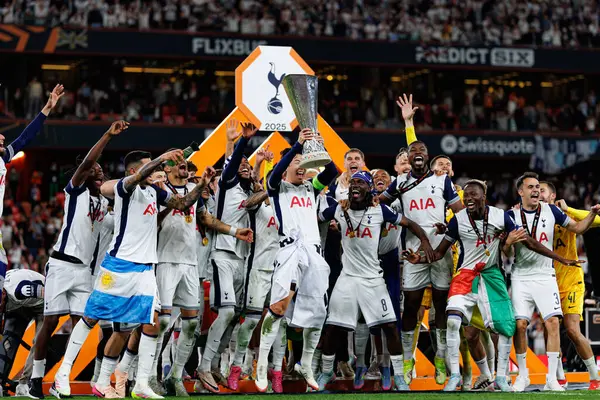 Tottenham takımı UEFA Avrupa Ligi 2025 final maçında Tottenham Hotspur FC ve Manchester United FC (Maciej Rogowski)