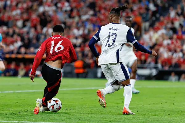 Amad Diallo ve Destiny UEFA Avrupa Ligi 2025 final maçında Tottenham Hotspur FC ile Manchester United FC (Maciej Rogowski)