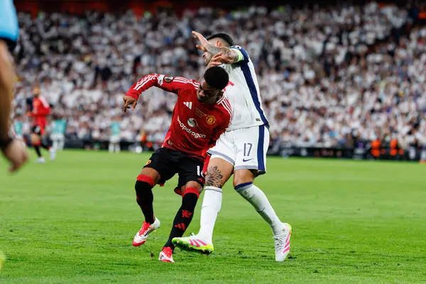 Amad Diallo ve Cristian Romero, UEFA Avrupa Ligi 2025 final maçında Tottenham Hotspur FC ve Manchester United FC (Maciej Rogowski)