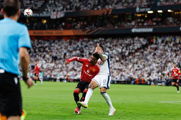 Amad Diallo ve Cristian Romero, UEFA Avrupa Ligi 2025 final maçında Tottenham Hotspur FC ve Manchester United FC (Maciej Rogowski)